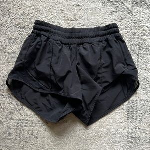 Black lulu shorts